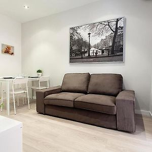 Ma22 - Ma22 - Apartment In Sants Communal Terrace